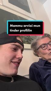 Daniel Lindeman's Instagram, Twitter & Facebook