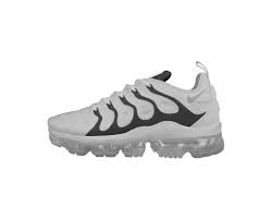 Download Nike Air Vapormax Sneaker Mockup Mockup World