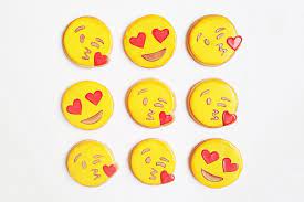 超可愛表情符號餅乾 讓人捨不得一口吃掉 popbee popbee emoji cookie emoji cake cute baking