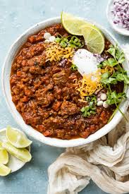 Homemade chili or chili con carne almost always has ground beef (or another protein), kidney beans, tomatoes. Easy No Bean Chili Recipe No Spoon Necessary