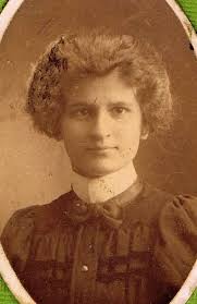 Florence M. (Kissinger) Gipple (1885-abt.1918)