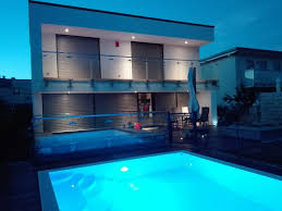 Aktuelle elektriker wien jobs ✓ bei firmen wie manpower, rigler gmbh, völker gmbh ✓ mehr als 100 unterschiedliche angebote von 30 portalen. Kleingartenwohnhaus 1220 Wien Mgm Elektrotechnik Gmbh Wien No