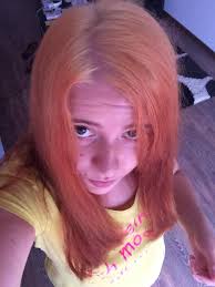 Colorantul sante saten nuca este potrivit pentru parul blond mediu pana la saten mediu. De La Rosu La Blond Si Inapoi La Saten Real