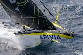 A bord d'apivia jour 26 mers du sud. Damage To Port Foil System On Vendee Globe Leader Charlie Dalin S Apivia