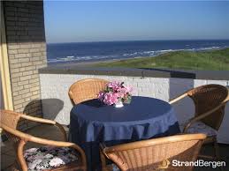 It is a part of the municipality of bergen, and lies about 9 km west of alkmaar. Ferienwohnung Julianaduin Am Strand Von Bergen Aan Zee