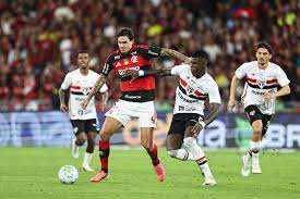 Tudo igual! Flamengo 1x1 S&atilde;o Paulo 📸 @danielbrasil3 / Maracan&atilde;