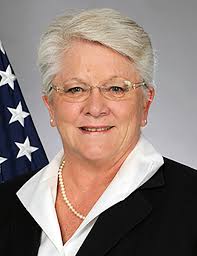 Retired VA nurses return as volunteers for vaccinations