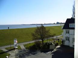 Ich bin klaus ehlers aus cuxhaven und erzähle euch auf dieser webseite ein paar geschichten aus meinem leben. Nautic 310 In Cuxhaven Cux Ferien