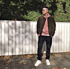Bayern's forward shared the good news with his 9.2 million followers on instagram and captioned the image: Bayern Germany On Twitter Robert Lewandowski On Instagram Good Luck Today Guys