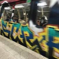 Bucharest metro with a idiot mechanic in line 4 on 1 mai station; Metrou M4 1 Mai Ion Mihalache Bd Ion Mihalache