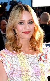 Vanessa paradis était présente pour la projection du film « un couteau dans le cœur » en compétition dans la sélection officielle. Datei Vanessa Paradis Cannes 2016 Jpg Wikipedia