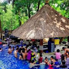Kabupaten ini berbatasan dengan beberapa kabupaten di provinsi jawa barat lainnya. Buntut Kerumunan Pengunjung Tempat Wisata Air Waterboom Lippo Cikarang Bekasi Disegel Langgar Prokes Independensi