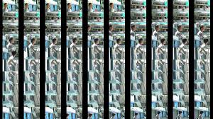 Latin chick Lizeth Sanchez has her perky tits covered in oil - XNXX.COM