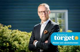 Regering är den regerande instansen i en stat, dess högsta maktapparat, den organiserade statsmakten; Jukka Pekka Ujula Om Vardreformen Handlar Om Mer An Varden Men Regeringen Erkanner Det Inte Kommuntorget Fi