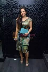 Who Is The Owner Of The Bungalow Basera At Banstand Bandra Mumbai Quora Bandra hill road bandra west mumbai 50.