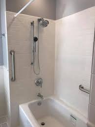 American Standard Cambridge 5 Ft Right Hand Drain Rectangular Apron Front Bathtub In White 2461 002 020 Modern Tub Grab Bars In Bathroom Bathroom Design Small