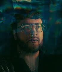 Some beautiful people and in camera effects.