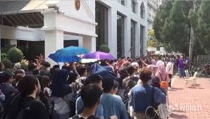 You can find information about thai embassy in kuala lumpur, malaysia including address, phone, fax, email, office hours, website and ambassador. Thai Embassy In Kl Overwhelmed With Early Voters Thai Pbs World The Latest Thai News In English News Headlines World News And News Broadcasts In Both Thai And English We