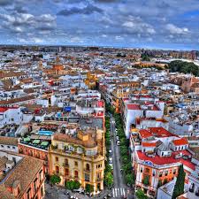 Sevilla، سيفييا) عاصمة منطقة أندلوسيا ومقاطعة إشبيلية في جنوب إسبانيا، وتقع على ضفاف نهر الوادي الكبير. Ø£Ø­ÙŠØ§Ø¡ Ø¥Ø´Ø¨ÙŠÙ„ÙŠØ© Ø§Ù„Ù…Ø³Ø§ÙØ±ÙˆÙ† Ø§Ù„Ù‰ Ø§ÙˆØ±ÙˆØ¨Ø§