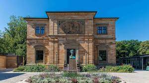 It features a collection of historical stage set models, costumes and apparatus from the bayreuth festspielhaus. Haus Wahnfried In Bayreuth Richard Wagner Museum