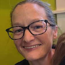 How to find free housing or temporary shelter in Potosi for a homeless  friend?