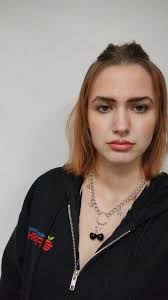 omggg, i curled my bangsss and i look so pretty