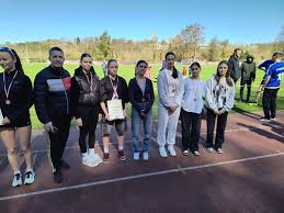 26 lutego odbyły się powiatowe zawody w piłce koszykowej. Nasza drużyna  zagrała w składzie: Marcel Walecki, Karol Ukleja, Patryk Tajs, Krystian  Nowakowski, Piotr Pietrasiński, Karol Phan, Dominik Kwiatkowski, Mikołaj  Jagodziński i Mateusz