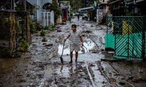 The magnitude 6.1 tremor hit at 17:11 local time (09:11 gmt) on monday, the philippines institute of. Magnitude 7 1 Earthquake Strikes Philippines Philippines The Guardian
