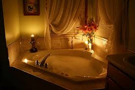 Romantik Kalp Seklinde Kuvet Modelleri Romantik Banyo Dekorasyon Onerileri Romantic Bathrooms Bathroom Flowers Dream Bathrooms