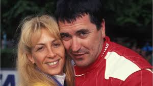 Et pour cause, alors que la belle jeune femme de 37 ans arbore une. Jean Marie Bigard Qui Est Son Ex Femme Claudia Avec Qui Il A Ete Marie 18 Ans Femme Actuelle Le Mag