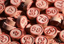 Check spelling or type a new query. Hintergrund Der Gluck Bingo Zahlen Auf Runden Holz Token Nach Dem Zufallsprinzip Wahrend Des Spiels Fur Einen Sieg Angesaugt Und Auf Den Bingokarten Markiert Werden Lizenzfreie Fotos Bilder Und Stock Fotografie Image 25098215