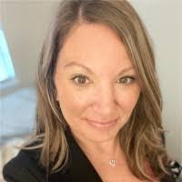 Tara Carney's Instagram, Twitter & Facebook