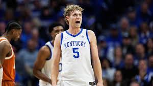 This Collin Chandler stat will shock Kentucky basketball fans