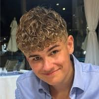 6 "Harold Hemming" profiles