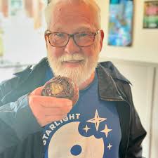 Burger 🍔 Feature for this week while supplies last after 5 p.m. Our  signature legendary patty with melted cheddar cheese, local bacon, house  smoked pulled pork, fried house pickled jalapeños, BBQ sauce