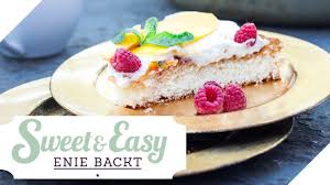 Beat in the egg, then stir in the vanilla. 4 Minuten Kuchen Blitzschnelle Torte Ohne Ofen Sweet Easy Enie Backt Sixx Youtube