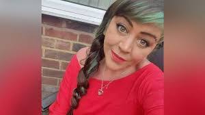 Carla Ashton's Instagram, Twitter & Facebook