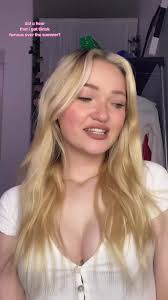 #pov the rich girl becomes tiktok fanous