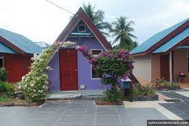 Chalet restu 18 bilik (queen + single rm100) dan 1 bilik (5 queen rm200) muat untuk 82 orang atau 2 bas. Pengalaman Menginap Di D Kebun Najibah Chalet Homestay Xplorasi Destinasi