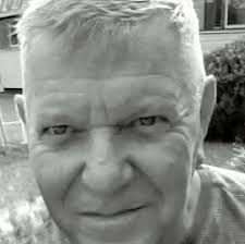 Wie das RP Freiburg mitteilte, kann die Sanierung der Lärmschutzwand an der  B 27 in Hüfingen abgeschlossen werden. 🚧✓ 📆 Ab Mitte Juli starten die  Arbeiten zur Instandsetzung von 3️⃣7️⃣ beschädigten Elementen