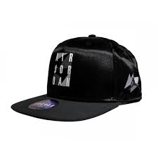 Arancione ardente lucido metallizzato serie 300. Cappello Nike Air Jordan Nero Lucido 907641 010