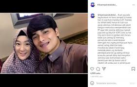 Yang unik, larissa adalah gadis tionghoa mualaf yang berkenalan dengan alvin saat berdakwah. Alvin Faiz Is Accused Of Communicating Frequently With Other Women