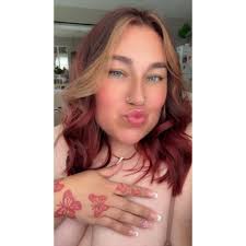 hiii(: in need of some wedding pictures. was wondering what are packages  some offer & if you are willing to travel to the destination? this would  take place oct 2026.