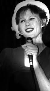 Mews SMALL (1942) : Biography and movies