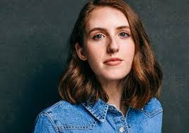 Quinn Warren's Instagram, Twitter & Facebook