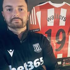 ryan greenhalgh (@RyanJosephJack)