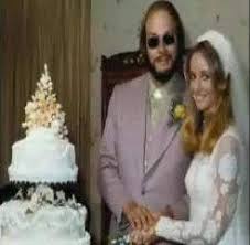 Hank Jr And Becky At Their Wedding In 1977 Hank Williams Hank Williams Jr Celebrity Couples