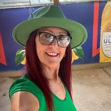 La Asunción de María . felicidades a todas las #Maria