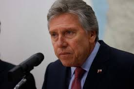Alberto espina gobierno evalúa reingresar como reforma constitucional proyecto para que ff.aa el ministro de defensa, alberto espina, y el subsecretario para las fuerzas armadas, juan francisco. Ministro Espina Critica Ataque A Monumento Heroes De Iquique En Valparaiso Condenamos Absolutamente El Cobarde Atentado