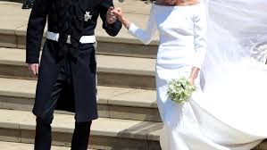 Your bridal bouquet may seem to be one of the simpler choices you need to make, but there are so minimalist hand tied bouquets are popular, with many brides choosing to carry just three or four of the flowers are arranged to look as if they are flowing over the bride's hands and down towards her. 36 Royal Wedding Bouquets Throughout History